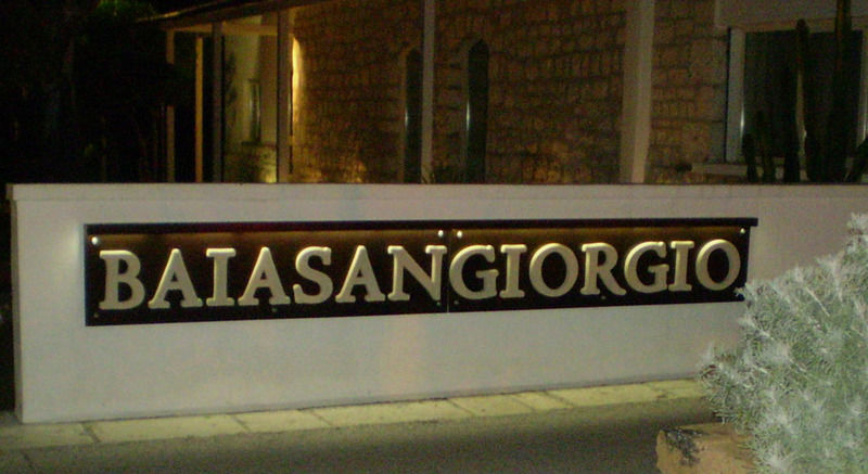 Baia Sangiorgio Hotel & Beach Club Бари Экстерьер фото